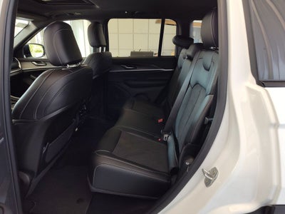 2026 Jeep Grand Cherokee Laredo Altitude