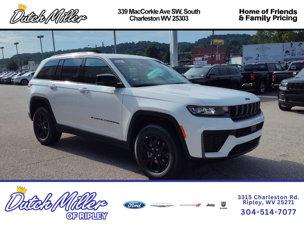 2026 Jeep Grand Cherokee Laredo Altitude