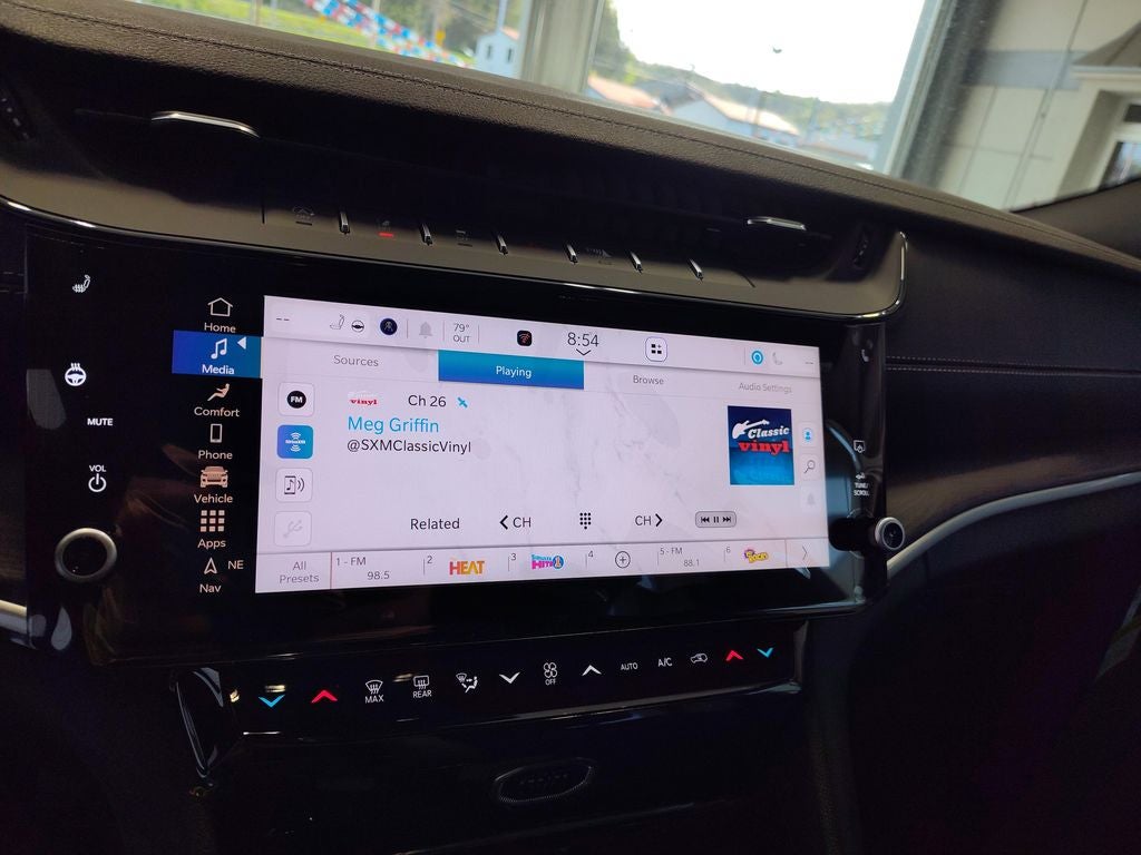2026 Jeep Grand Cherokee L Laredo Altitude