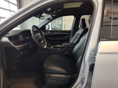 2026 Jeep Grand Cherokee L Laredo Altitude