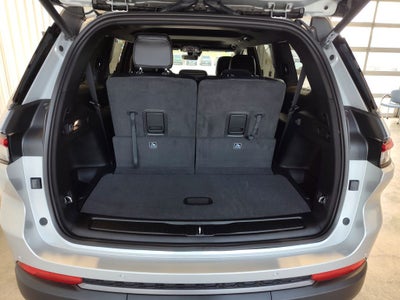 2026 Jeep Grand Cherokee L Laredo Altitude