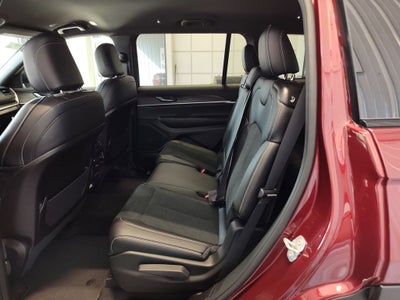 2026 Jeep Grand Cherokee L Laredo Altitude