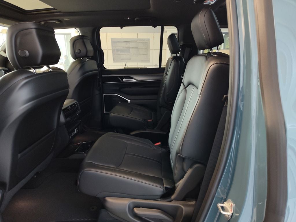 2026 Jeep Grand Wagoneer Limited Reserve