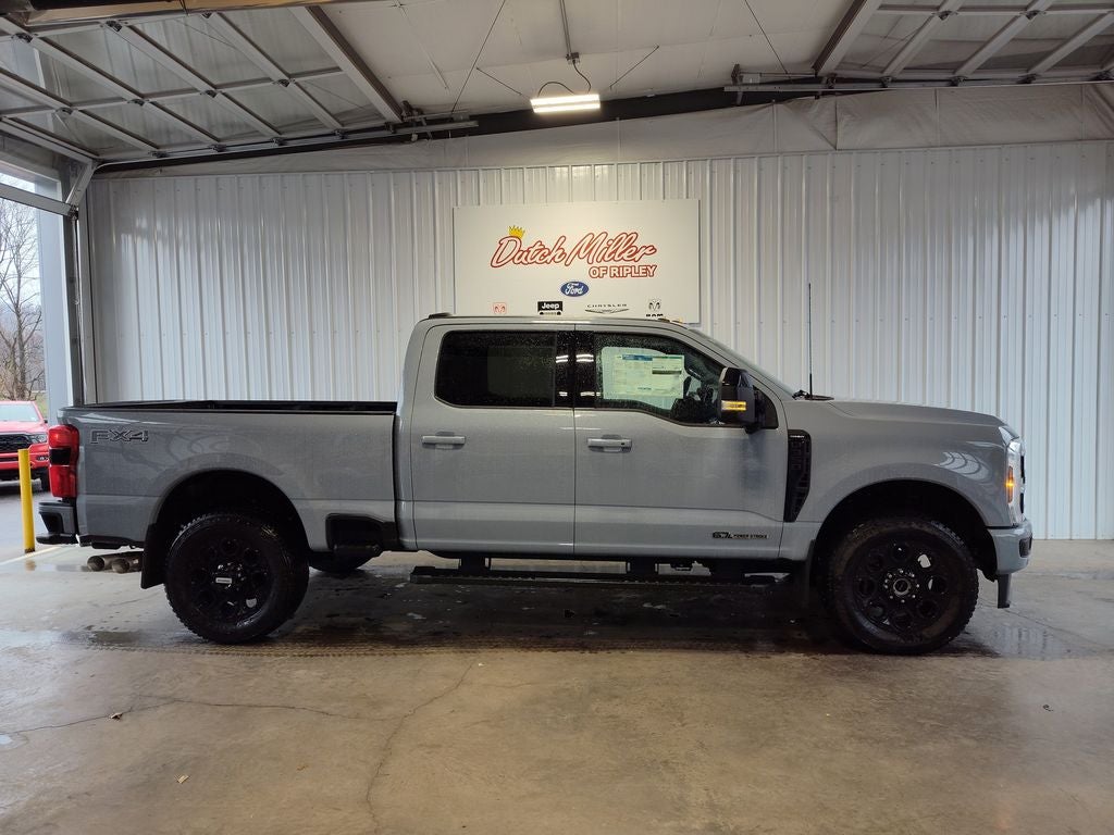 2025 Ford F-350 LARIAT