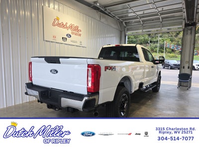 2027 Ford F-350 XLT