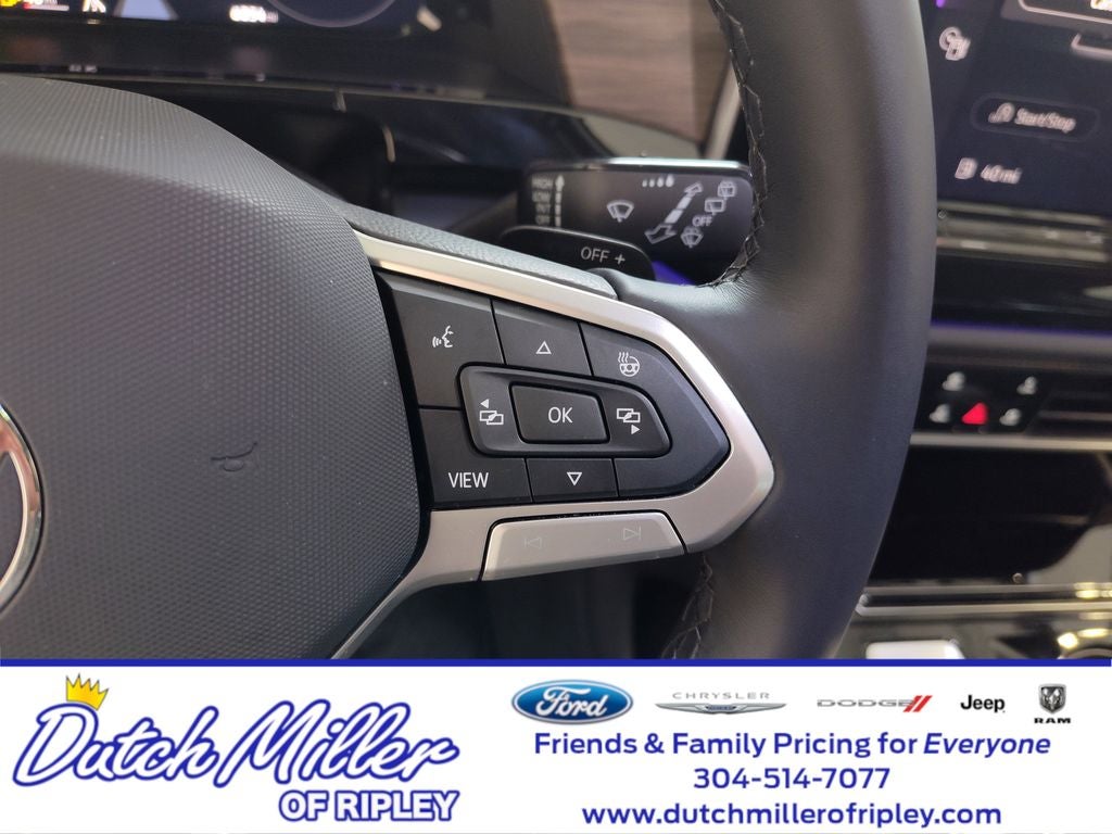 2025 Volkswagen Atlas 2.0T SEL Premium R-Line