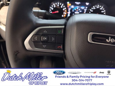 2023 Jeep Compass Latitude Lux