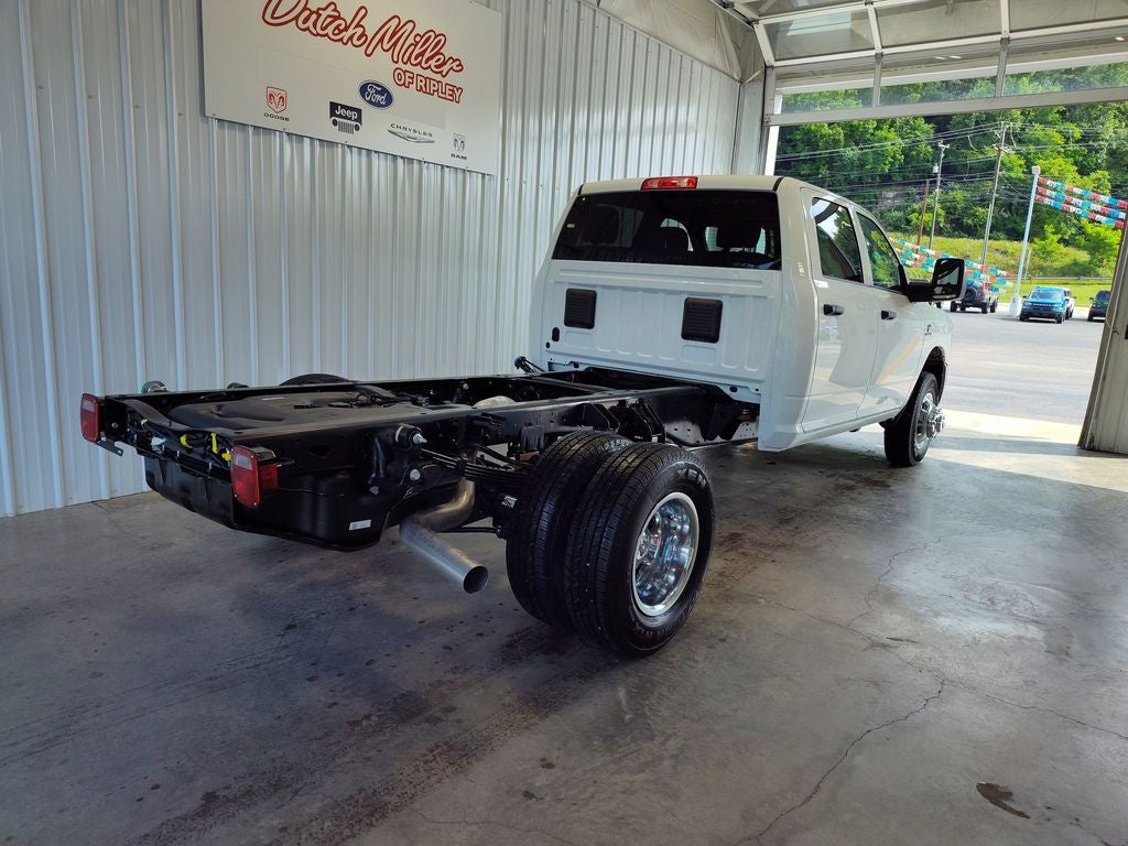 2026 RAM 3500 Chassis Tradesman