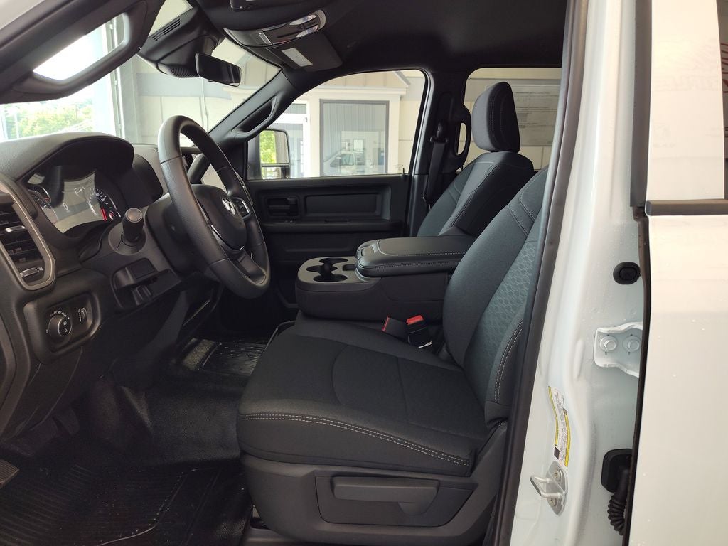 2026 RAM 3500 Chassis Tradesman