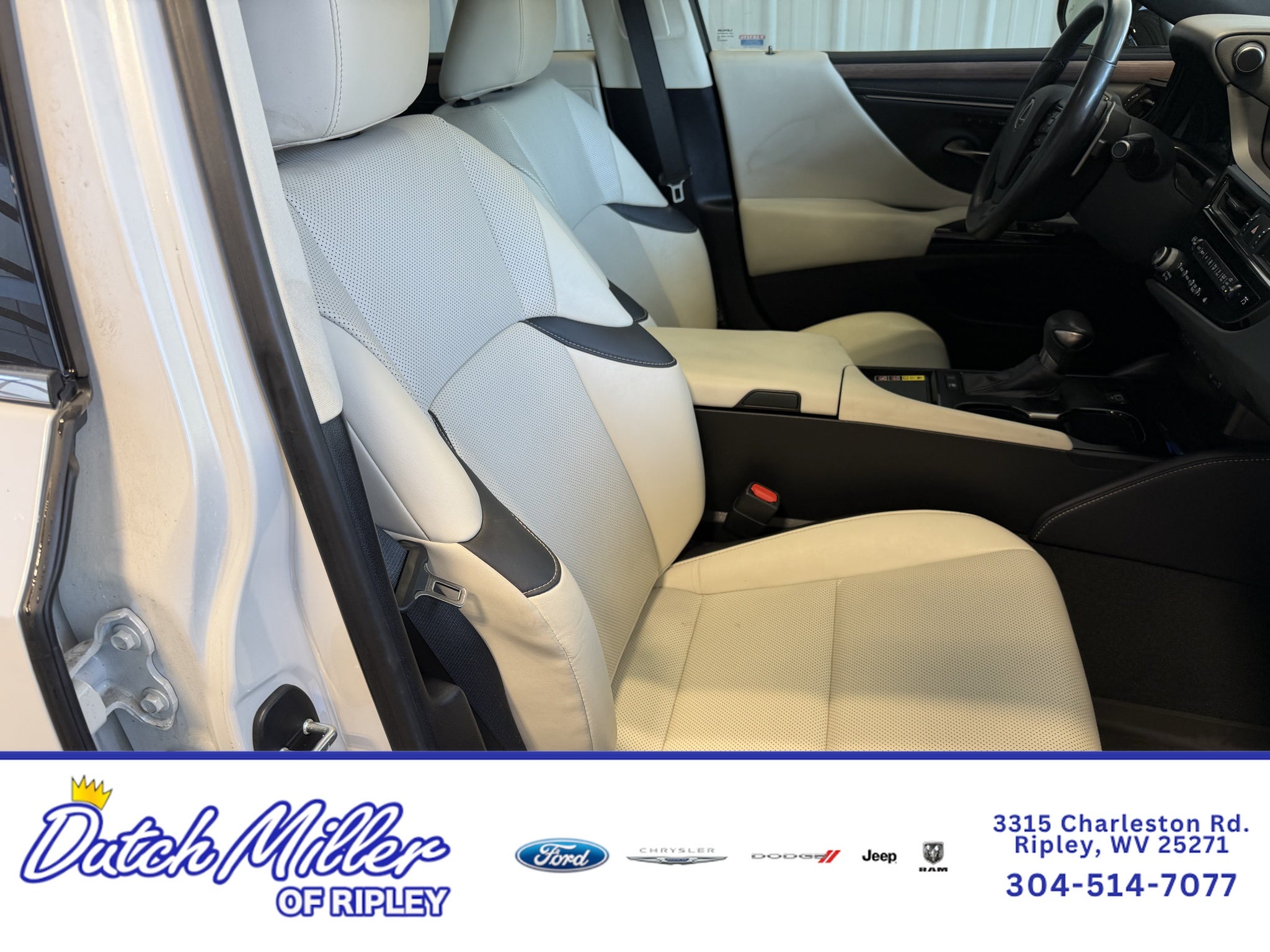 2024 Lexus ES 300h Premium