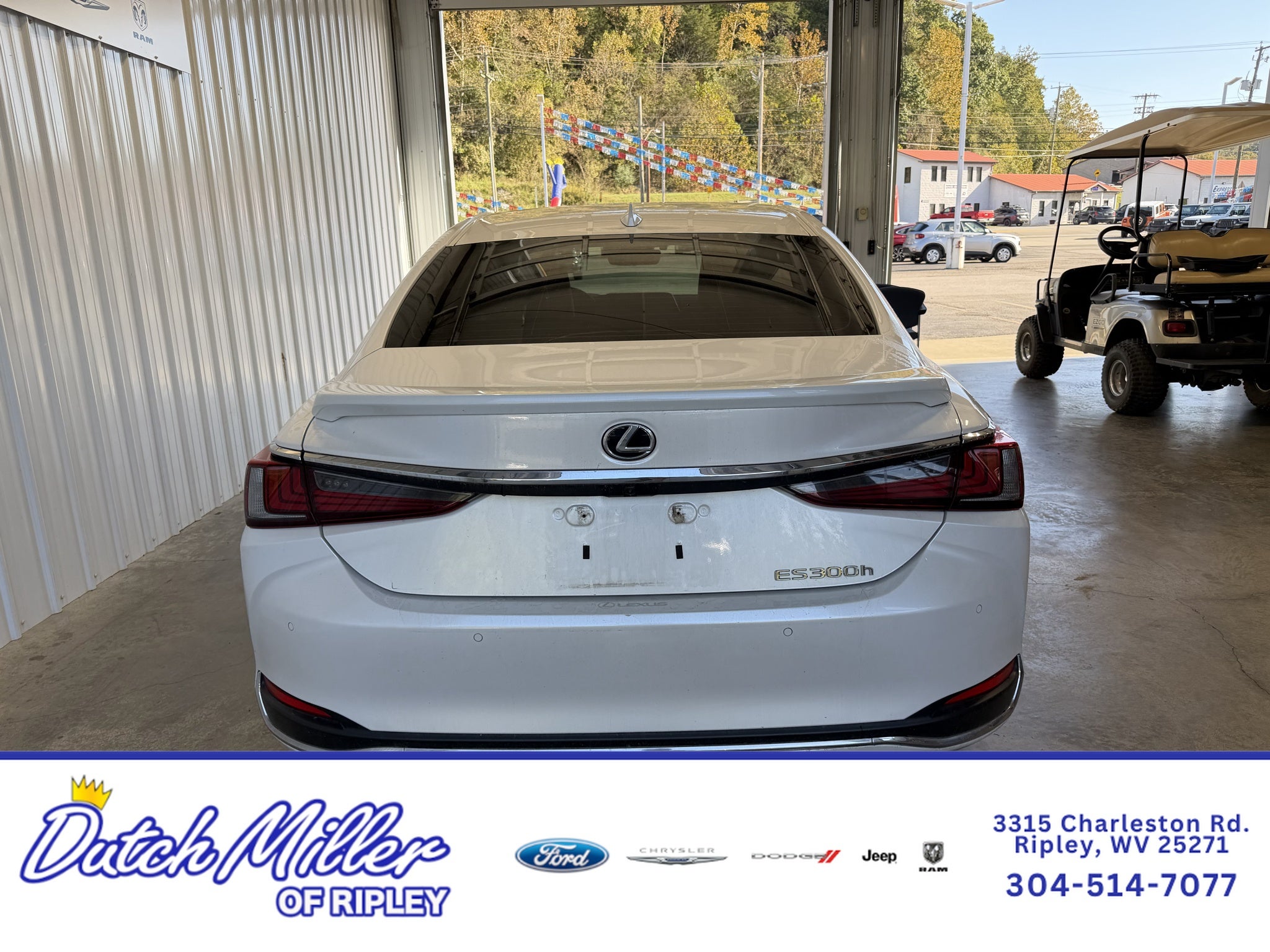 2024 Lexus ES 300h Premium