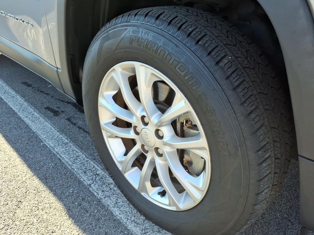 2019 Jeep Cherokee Latitude