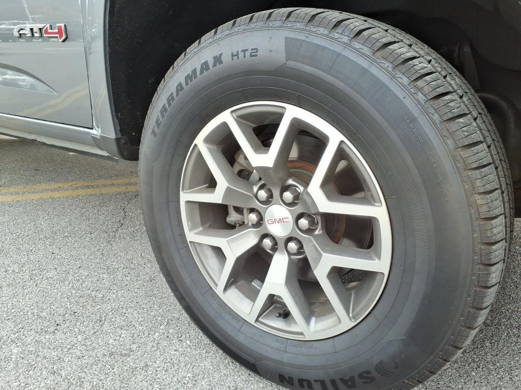 2022 GMC Canyon 4WD AT4 w/Leather