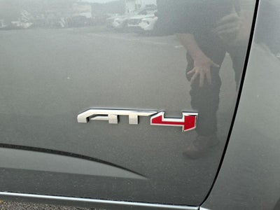 2022 GMC Canyon 4WD AT4 w/Leather