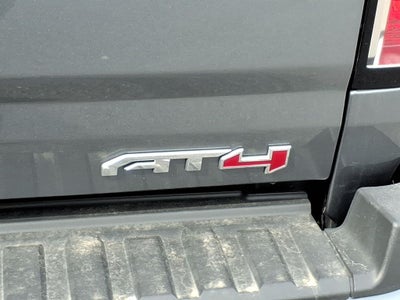 2022 GMC Canyon 4WD AT4 w/Leather