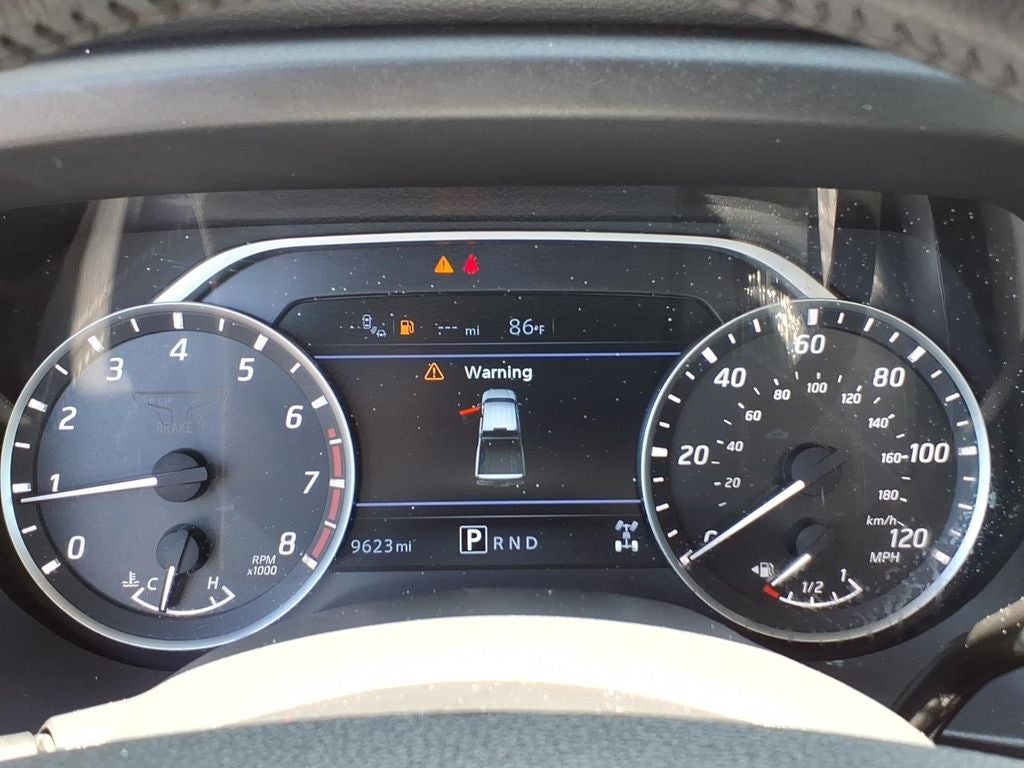 2024 Nissan Titan SV