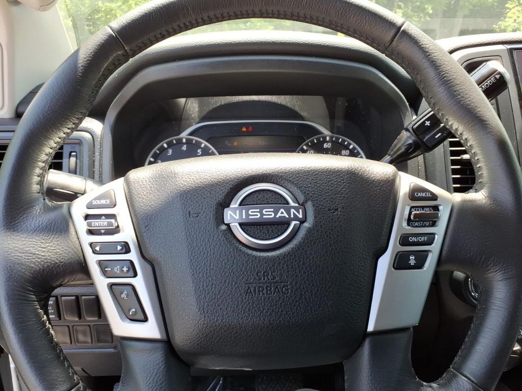 2024 Nissan Titan SV
