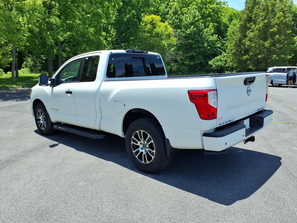 2024 Nissan Titan SV