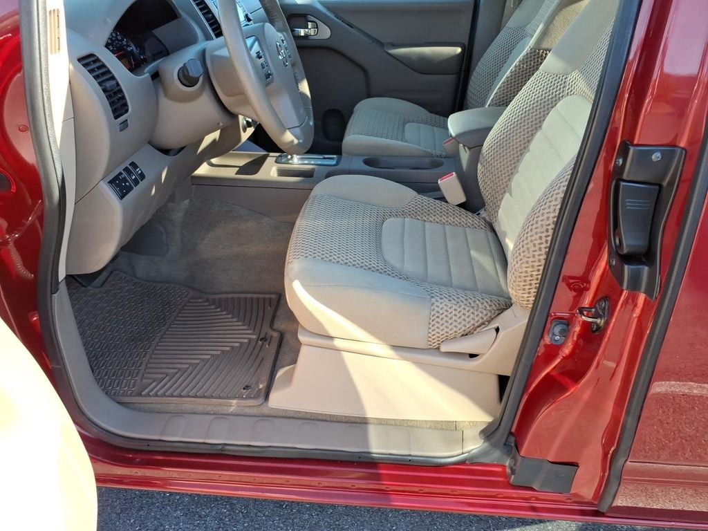 2016 Nissan Frontier SV