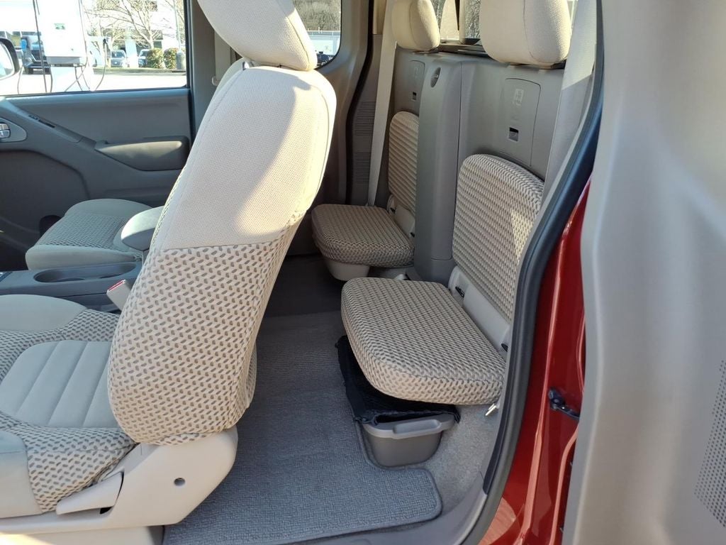 2016 Nissan Frontier SV