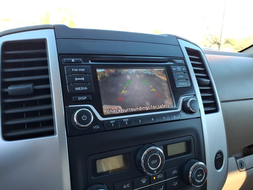 2016 Nissan Frontier SV