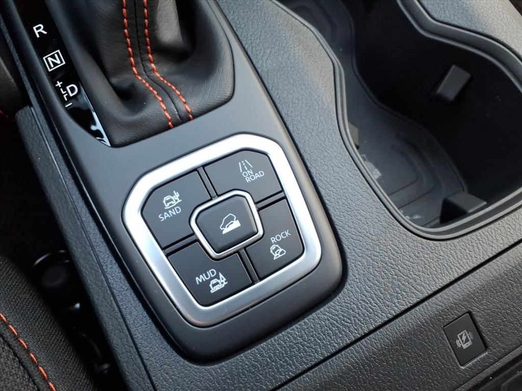 2026 Nissan Frontier PRO-4X w/R Package