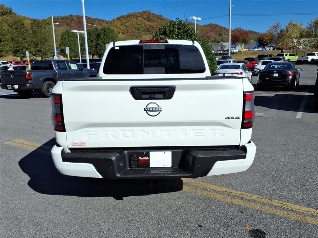 2026 Nissan Frontier SV