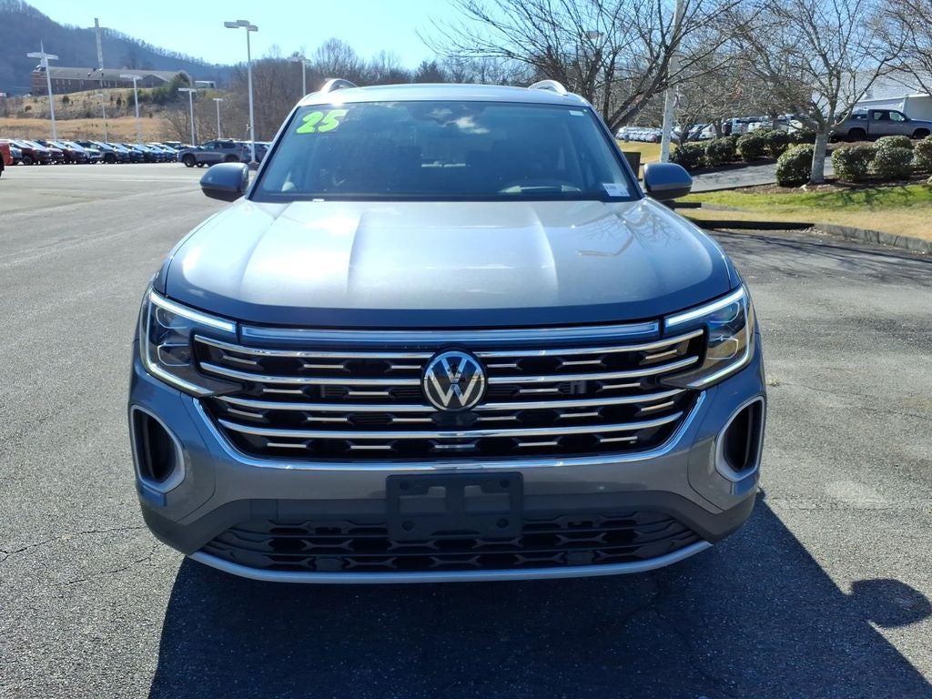 2025 Volkswagen Atlas 2.0T SEL