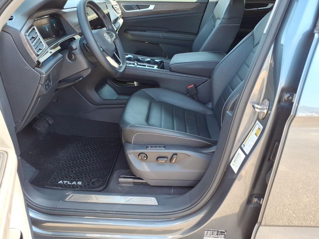 2025 Volkswagen Atlas 2.0T SEL