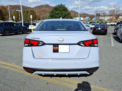 2025 Nissan Versa SV