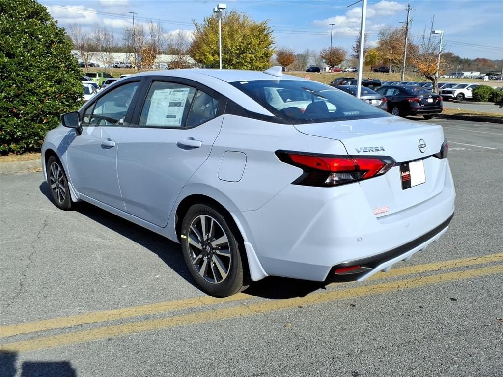 2025 Nissan Versa SV
