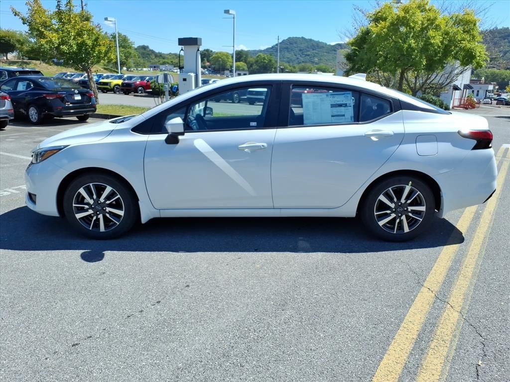 2025 Nissan Versa SV