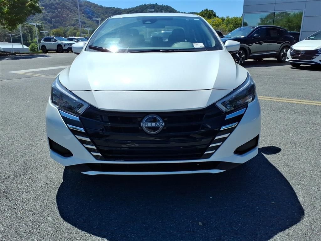 2025 Nissan Versa SV