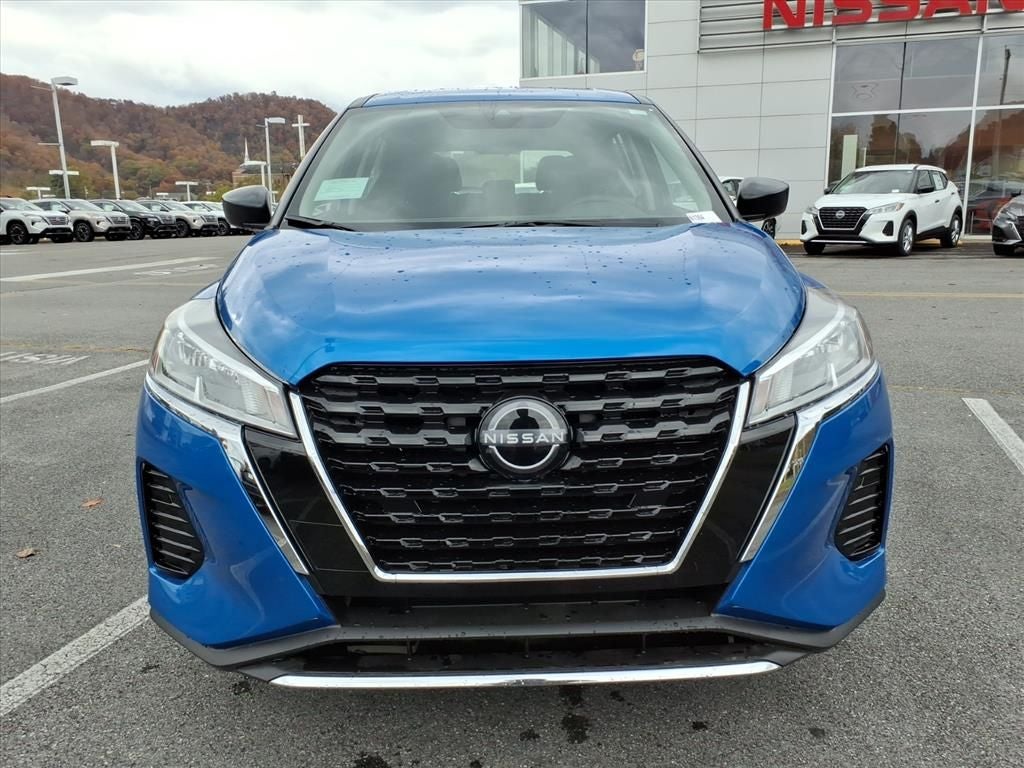 2025 Nissan Kicks Play S