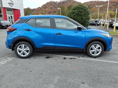 2025 Nissan Kicks Play S