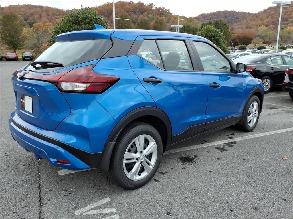 2025 Nissan Kicks Play S