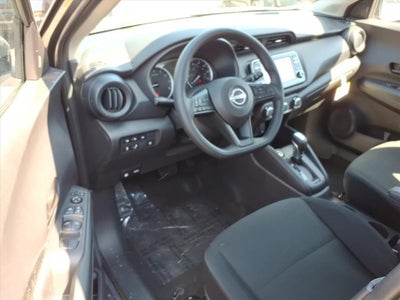 2025 Nissan Kicks Play S