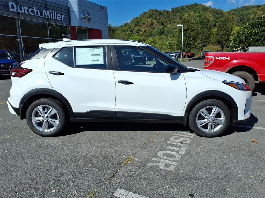 2025 Nissan Kicks Play S