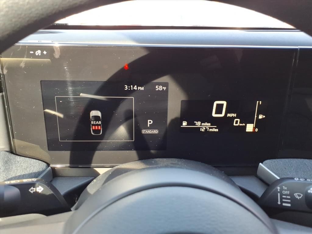 2025 Nissan Kicks SV