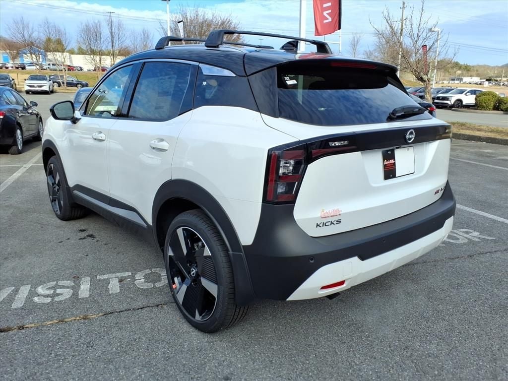 2026 Nissan Kicks SR