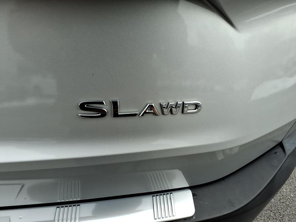 2021 Nissan Rogue SL