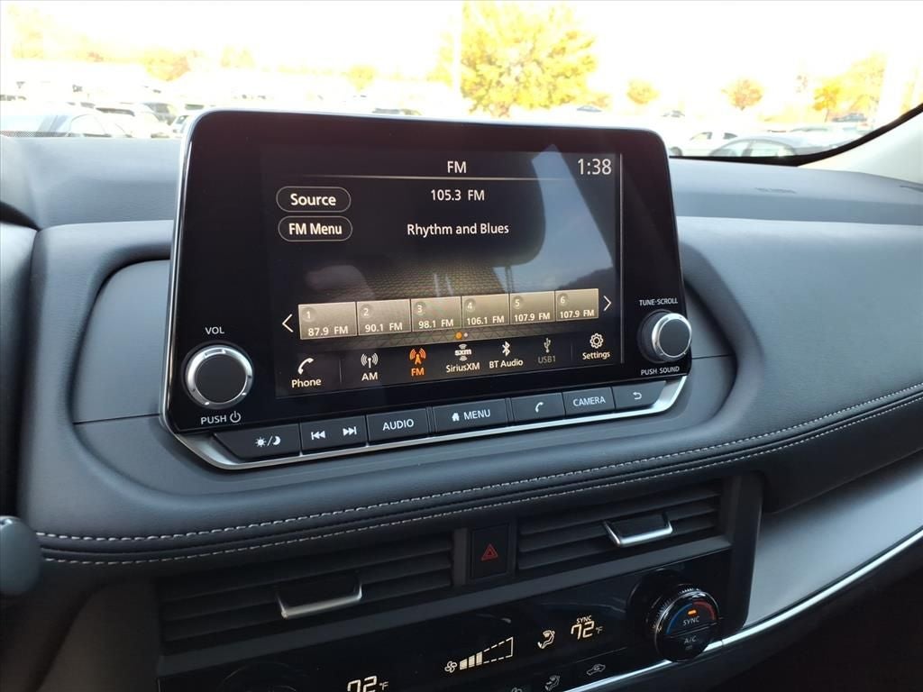 2026 Nissan Rogue SV