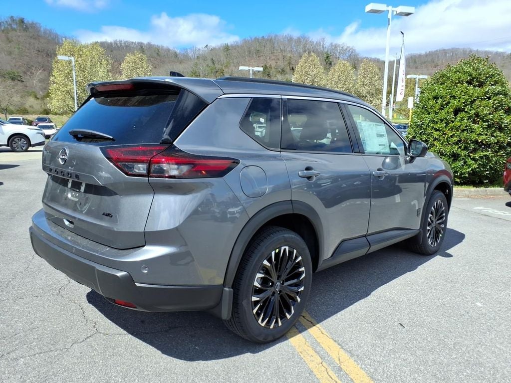 2026 Nissan Rogue Dark Armor