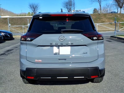 2026 Nissan Rogue Dark Armor