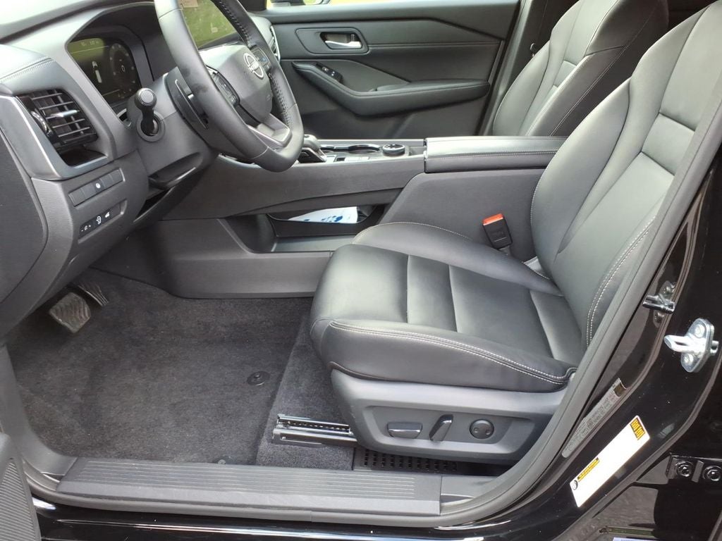 2026 Nissan Rogue SL