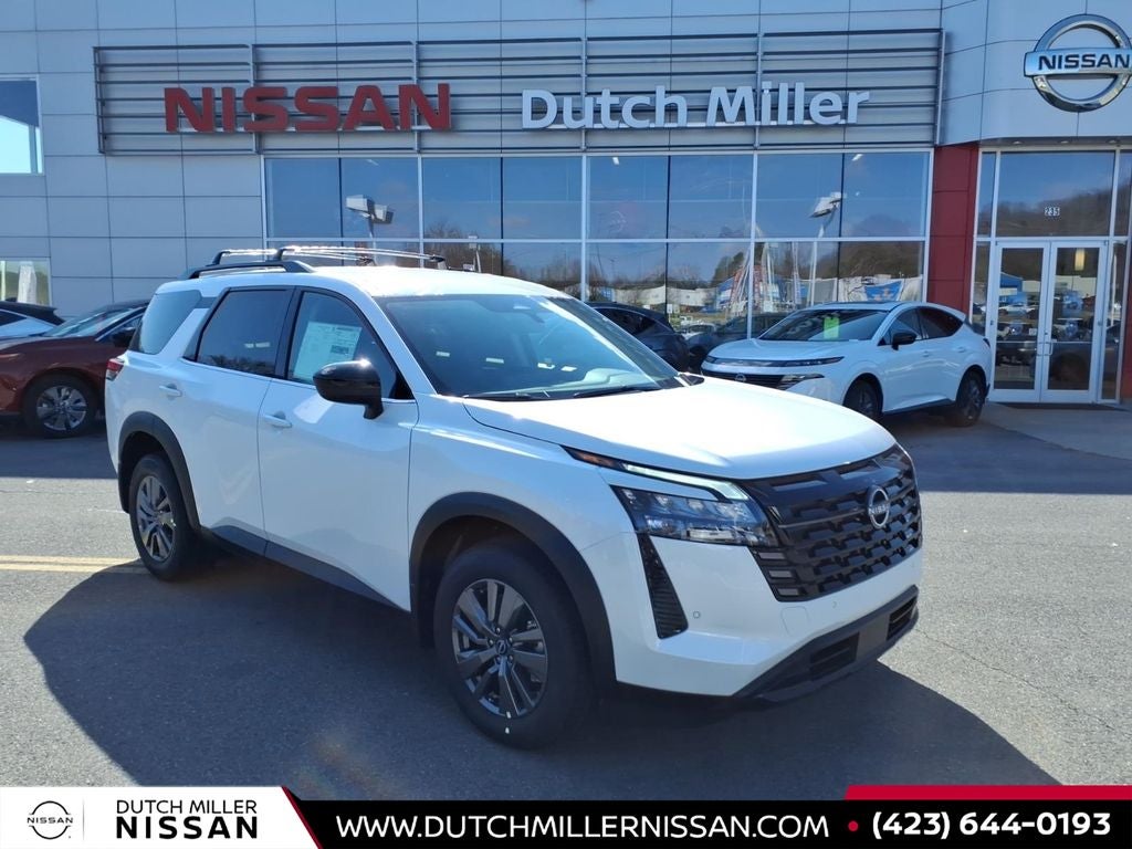 2026 Nissan Pathfinder SV