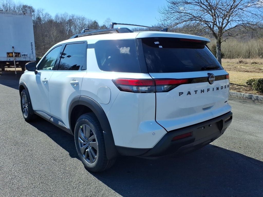 2026 Nissan Pathfinder SV