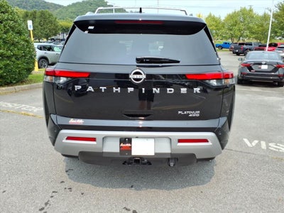 2025 Nissan Pathfinder Platinum