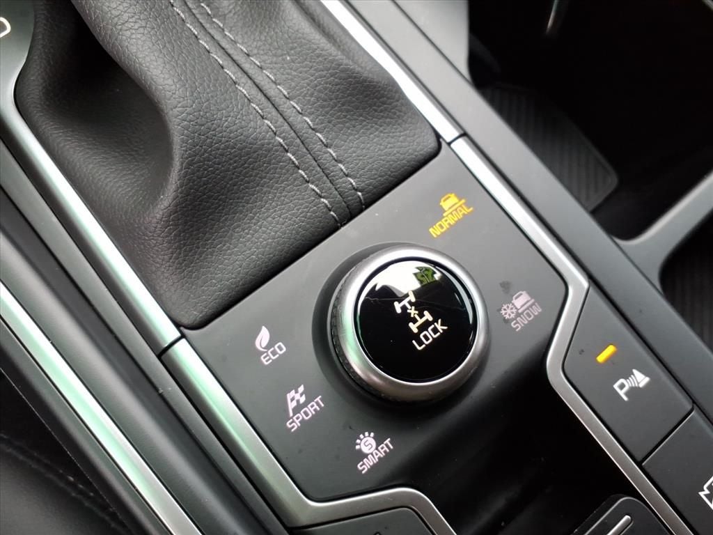 2025 Kia Sorento X-Line EX