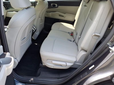 2022 Kia Sorento S